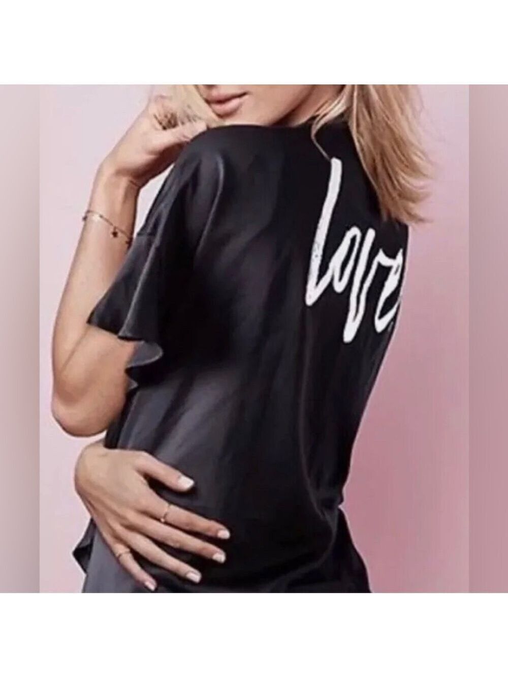 🔥NEW w/TAGS🔥Victoria’s Secret LOVE Black Satin Kimono Robe one size